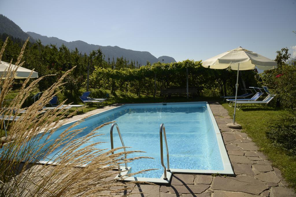 Krebishof Agriturismo Schenna Rum bild