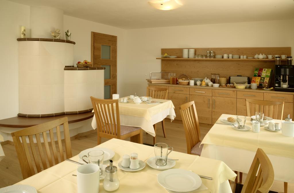 Krebishof Agriturismo Schenna Rum bild