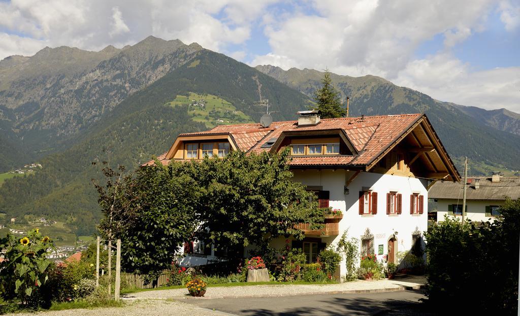 Krebishof Agriturismo Schenna Exteriör bild